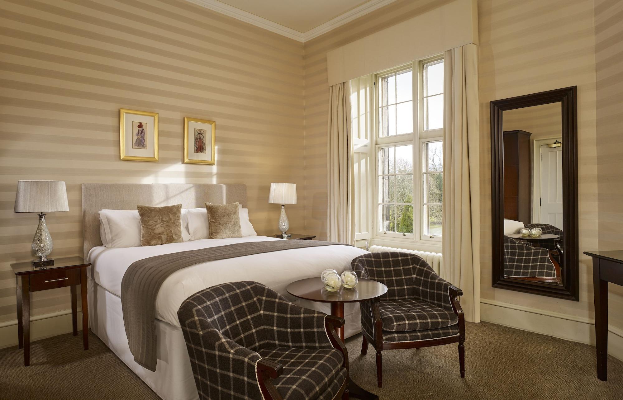 Mar Hall Golf & Spa Resort Бишъптън Екстериор снимка A bedroom at the hotel