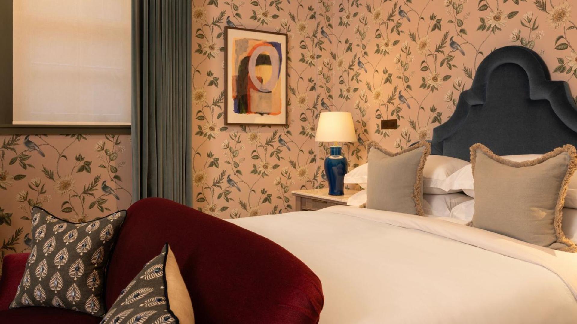 Mar Hall Golf & Spa Resort Бишъптън Екстериор снимка A bedroom at the hotel