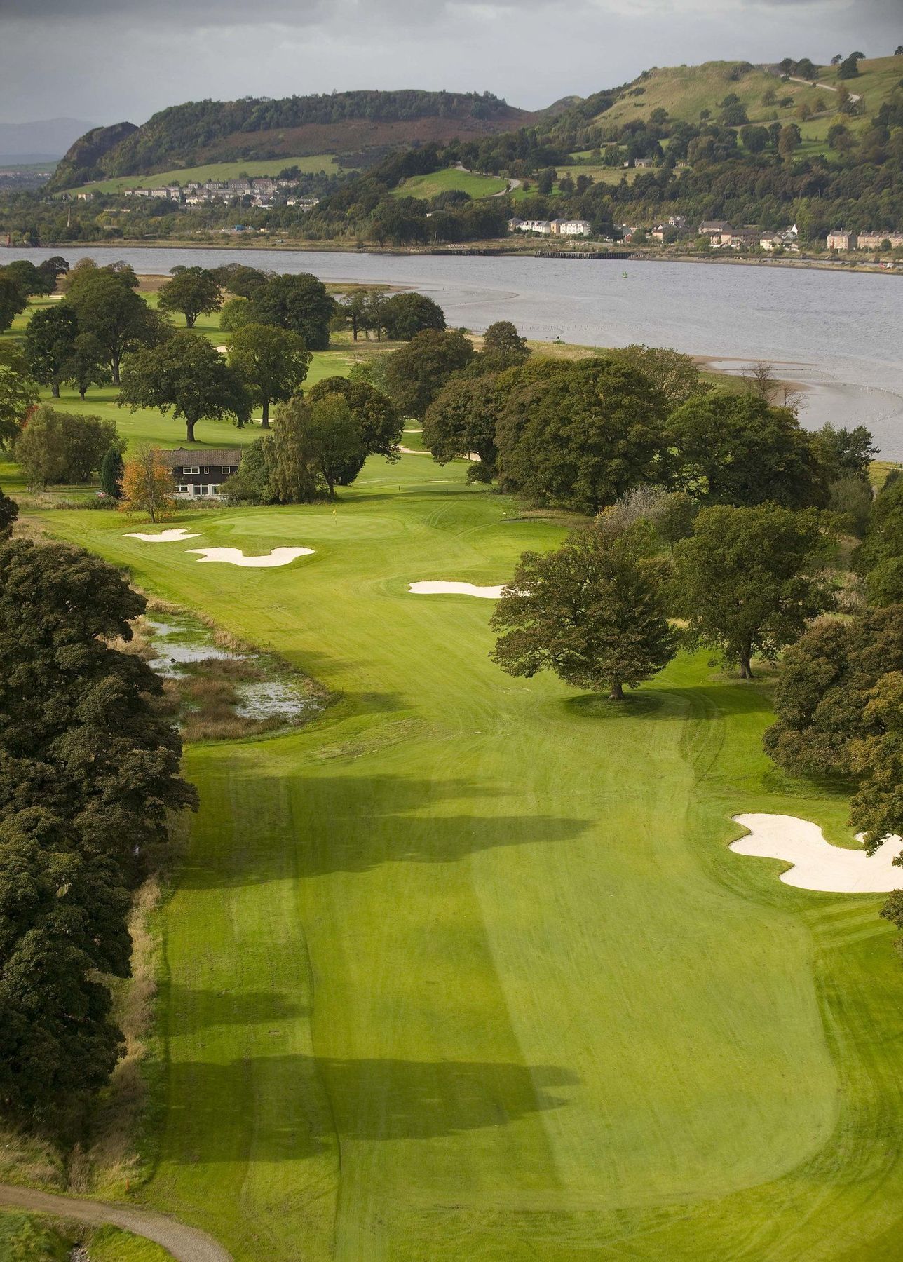 Mar Hall Golf & Spa Resort Бишъптън Съоръжения снимка The 18th hole at The Links at Spanish Bay